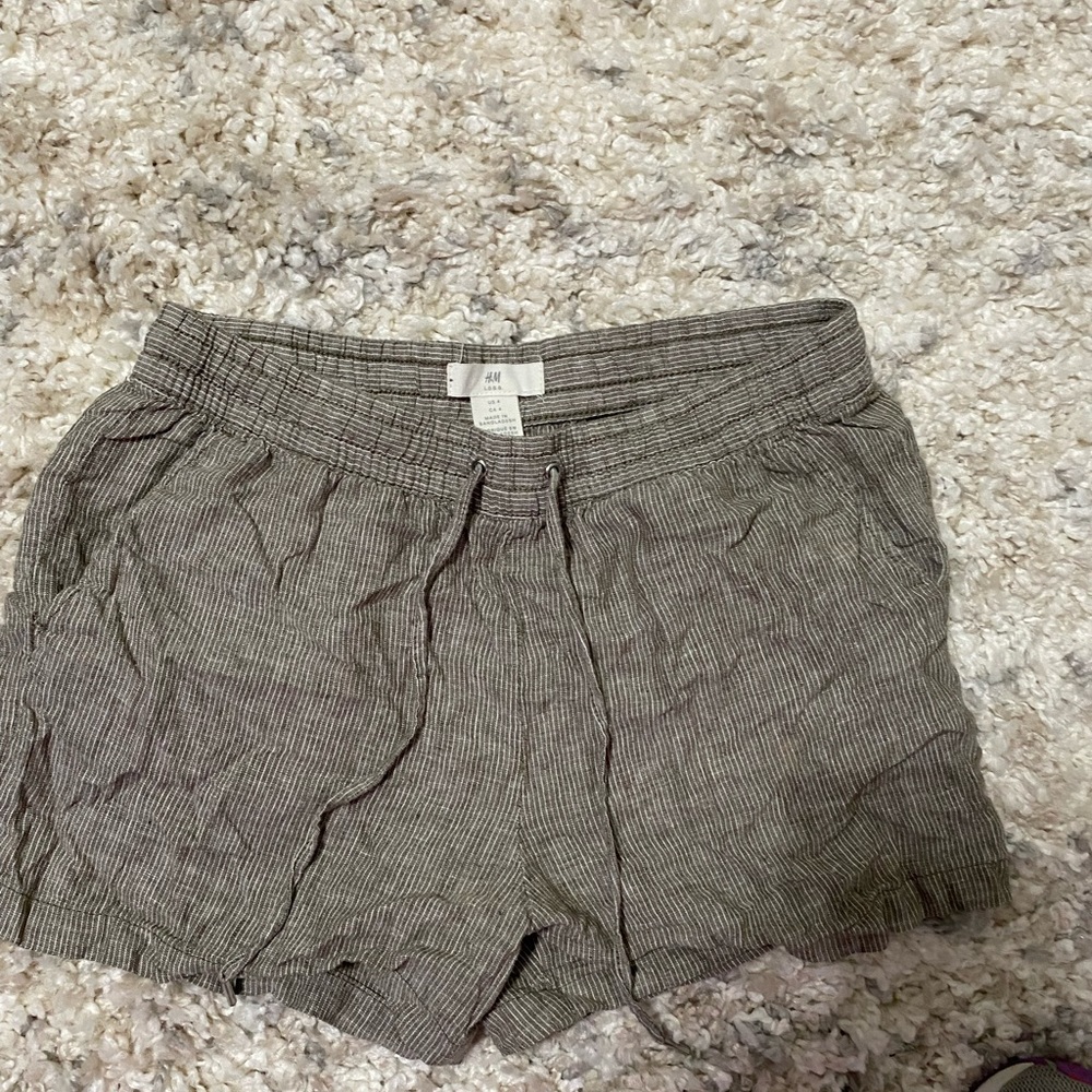 Women’s linen shorts